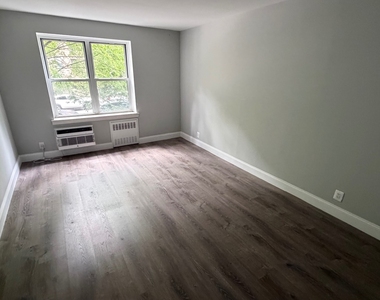 83-33 118th Street - Photo Thumbnail 17