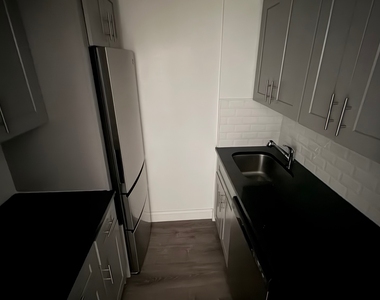 83-33 118th Street - Photo Thumbnail 2