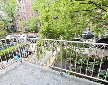 83-33 118th Street - Photo Thumbnail 12