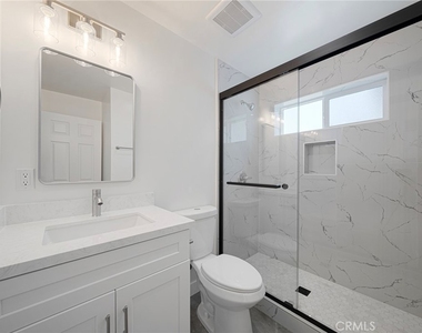 2425 Myrtle Avenue - Photo Thumbnail 9