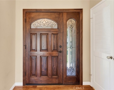 807 Avenida Loma Vista - Photo Thumbnail 4