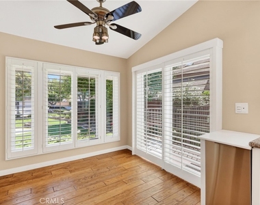 807 Avenida Loma Vista - Photo Thumbnail 13