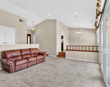 807 Avenida Loma Vista - Photo Thumbnail 8
