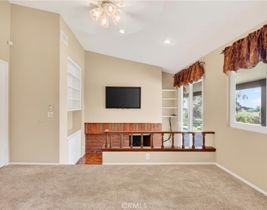 807 Avenida Loma Vista - Photo Thumbnail 19