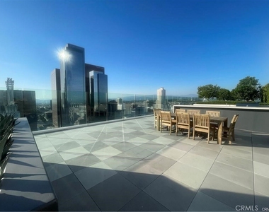 400 S Broadway - Photo Thumbnail 14