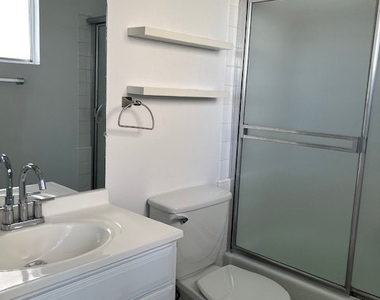 1730 Camden - Photo Thumbnail 10