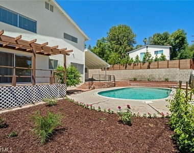 21816 Providencia Street - Photo Thumbnail 32