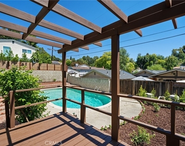 21816 Providencia Street - Photo Thumbnail 19