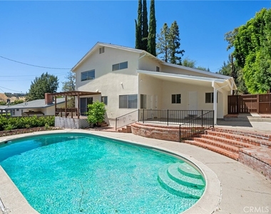 21816 Providencia Street - Photo Thumbnail 27