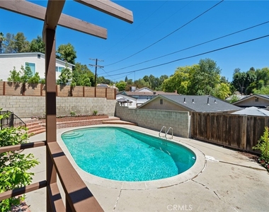 21816 Providencia Street - Photo Thumbnail 29
