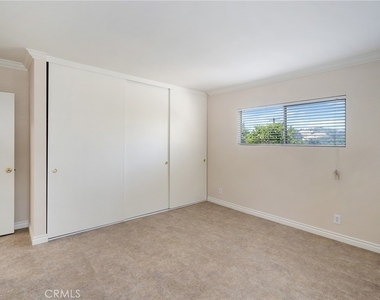 21816 Providencia Street - Photo Thumbnail 35