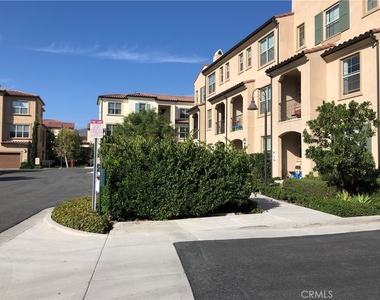50 Capricorn - Photo Thumbnail 1