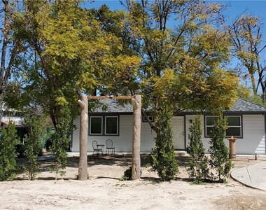 634 West Highland Avenue - Photo Thumbnail 1