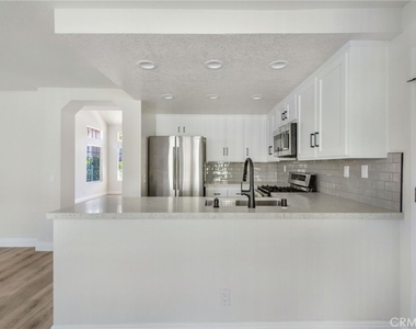 24351 Kings View - Photo Thumbnail 16