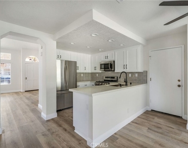24351 Kings View - Photo Thumbnail 15