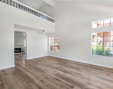 24351 Kings View - Photo Thumbnail 9