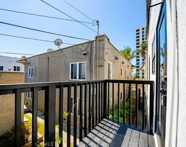10 Esperanza Avenue - Photo Thumbnail 18