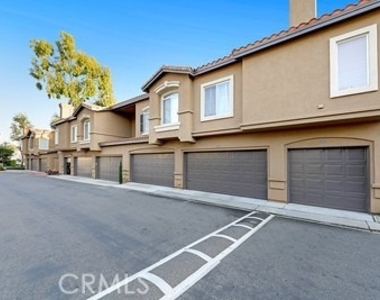 18 Veneto Lane - Photo Thumbnail 8