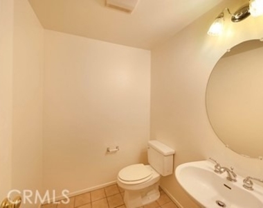 18 Veneto Lane - Photo Thumbnail 3