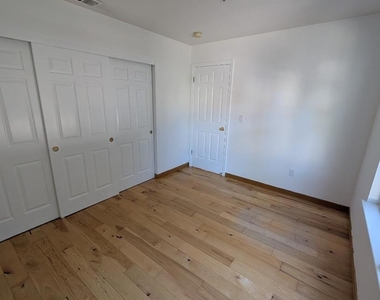 833 N San Antonio Road - Photo Thumbnail 10