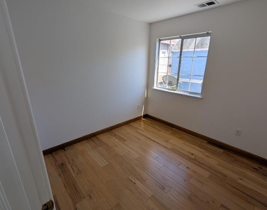 833 N San Antonio Road - Photo Thumbnail 32