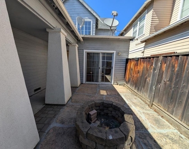 833 N San Antonio Road - Photo Thumbnail 37