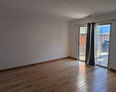 833 N San Antonio Road - Photo Thumbnail 2