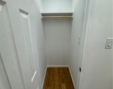3615 N Mountain View - Photo Thumbnail 4