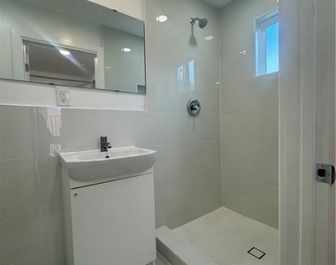 3615 N Mountain View - Photo Thumbnail 2