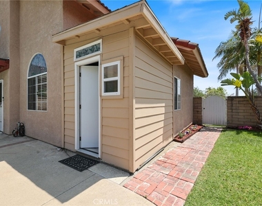 23205 Azela Circle - Photo Thumbnail 41