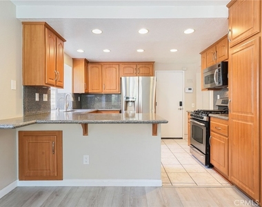 23205 Azela Circle - Photo Thumbnail 14