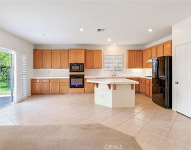 9140 Village Way - Photo Thumbnail 11