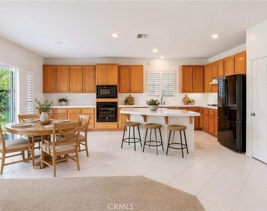 9140 Village Way - Photo Thumbnail 10