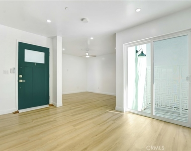 1146 West Blvd - Photo Thumbnail 1