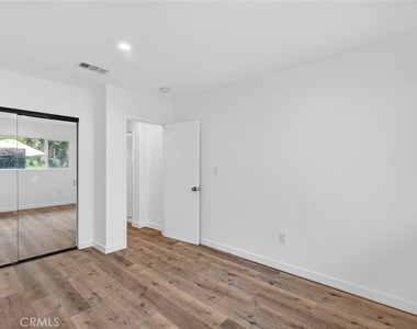 901 Micheltorena - Photo Thumbnail 25
