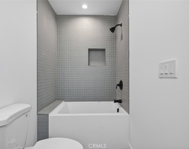901 Micheltorena - Photo Thumbnail 28