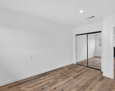 901 Micheltorena - Photo Thumbnail 26