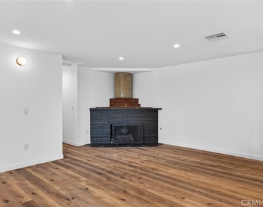 901 Micheltorena - Photo Thumbnail 13