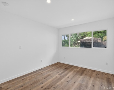 901 Micheltorena - Photo Thumbnail 24