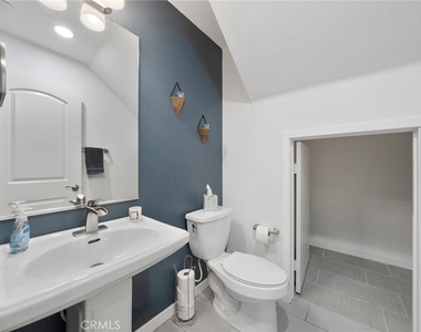 4963 Laurel Street - Photo Thumbnail 13
