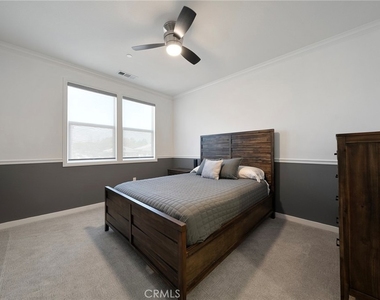 4963 Laurel Street - Photo Thumbnail 14