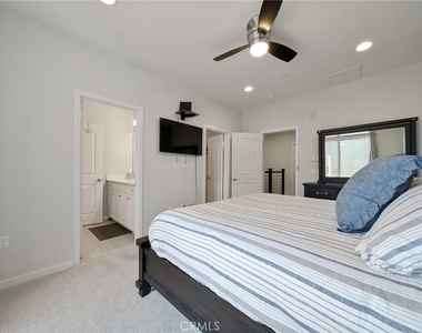 4963 Laurel Street - Photo Thumbnail 19