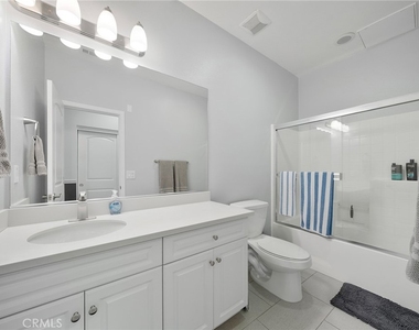4963 Laurel Street - Photo Thumbnail 17