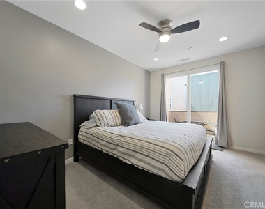 4963 Laurel Street - Photo Thumbnail 18