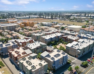 4963 Laurel Street - Photo Thumbnail 25