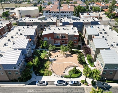 4963 Laurel Street - Photo Thumbnail 26