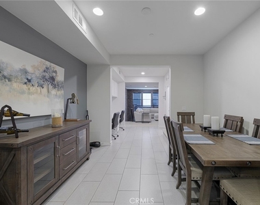 4963 Laurel Street - Photo Thumbnail 9