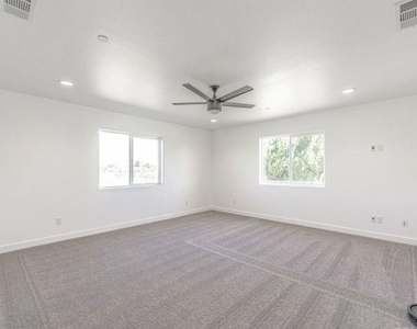 11548 11th Avenue - Photo Thumbnail 21