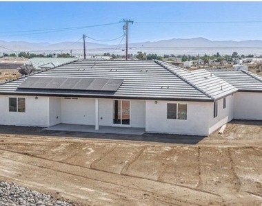 11548 11th Avenue - Photo Thumbnail 4