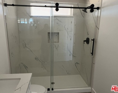11548 11th Avenue - Photo Thumbnail 27